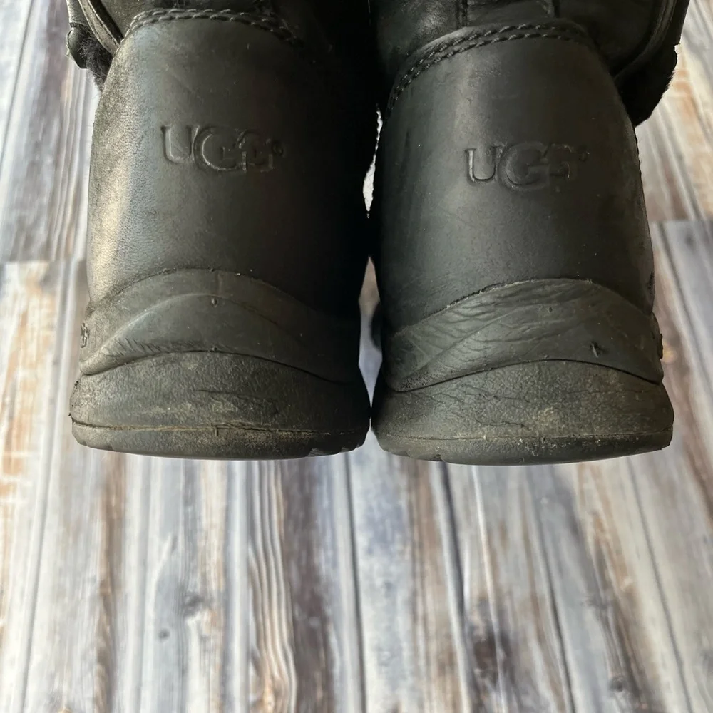 UGG SUVI WATERPROOF WOMEN WINTER BOOTS LEATHER BLACK